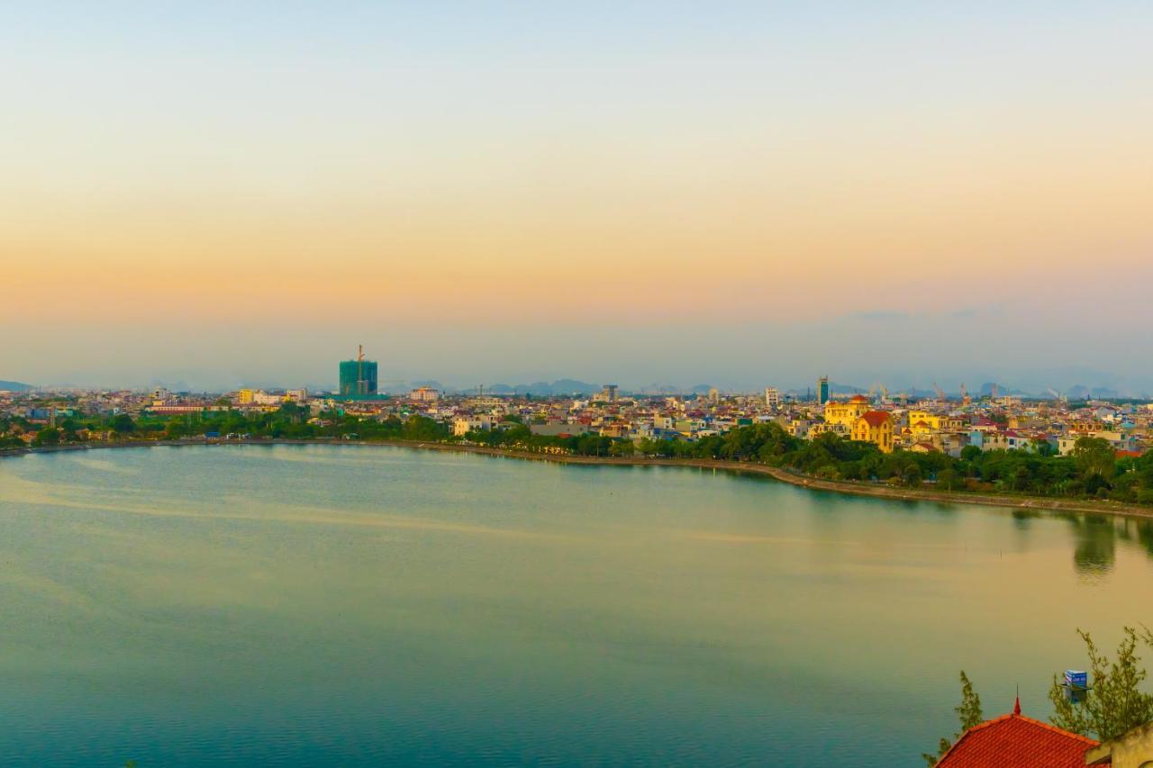 Cm Hotel & Apartment Hai Phong Esterno foto